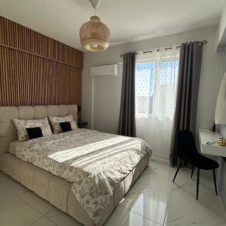 Sea View Apartment Near The Beach Pafos Exterior foto