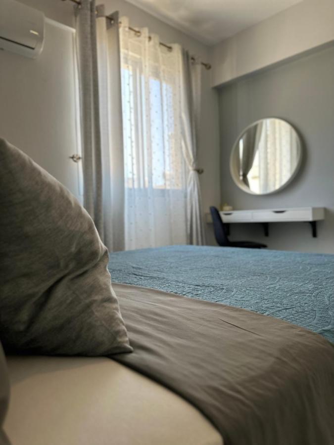Sea View Apartment Near The Beach Pafos Exterior foto
