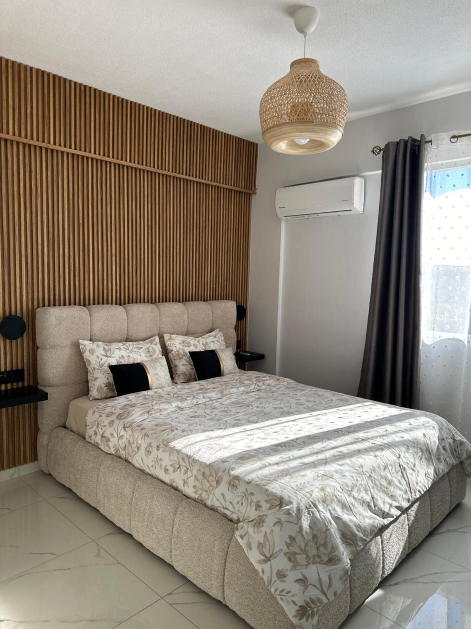 Sea View Apartment Near The Beach Pafos Exterior foto
